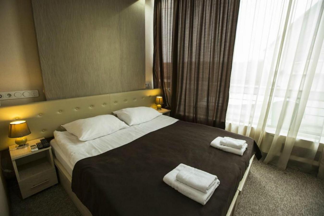 Tbiliseli Inn Tbilisi Bagian luar foto