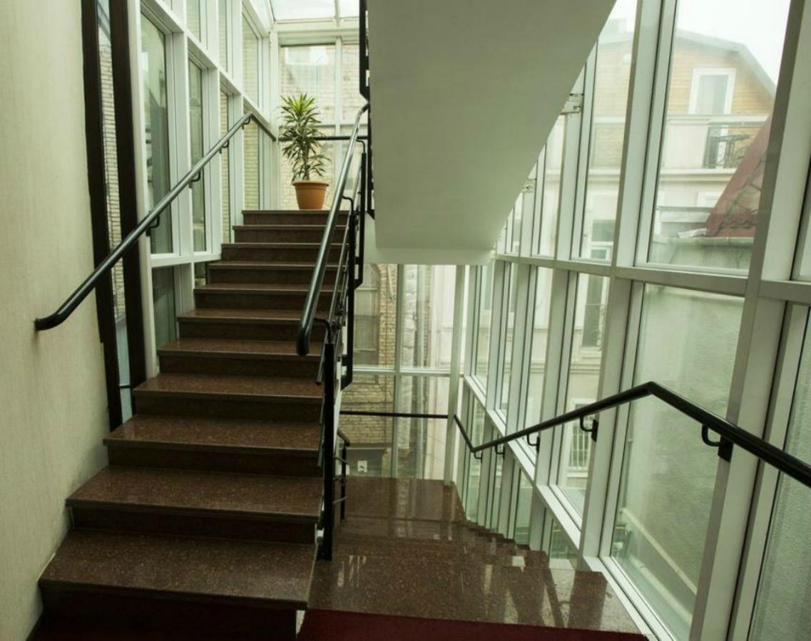 Tbiliseli Inn Tbilisi Bagian luar foto
